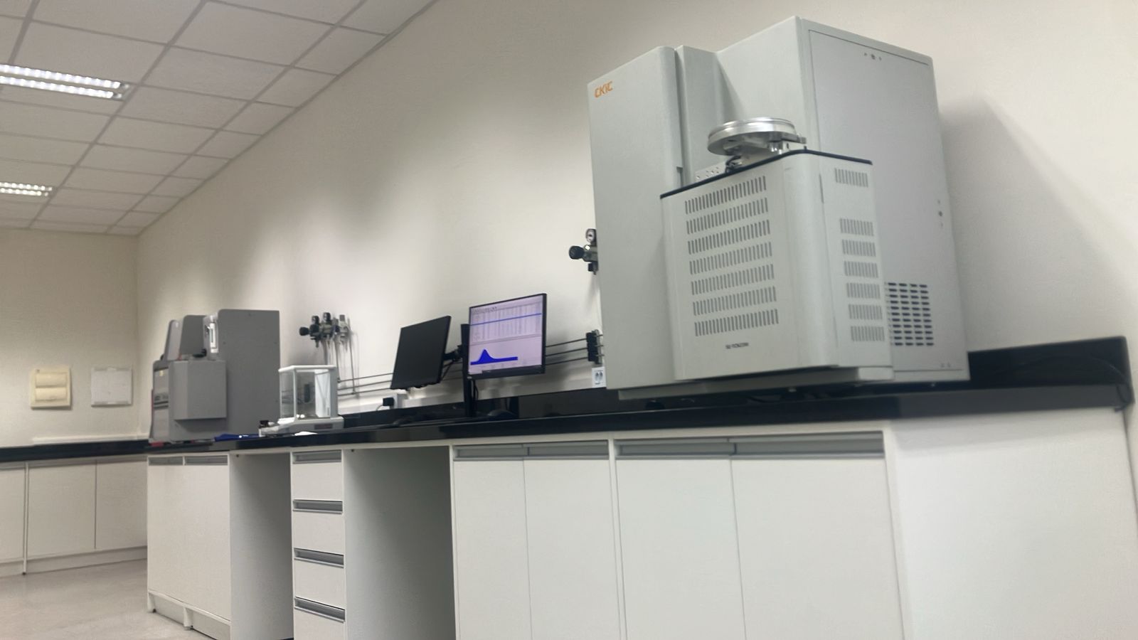 Analisador de proteina por combustao CKIC metodo Dumas